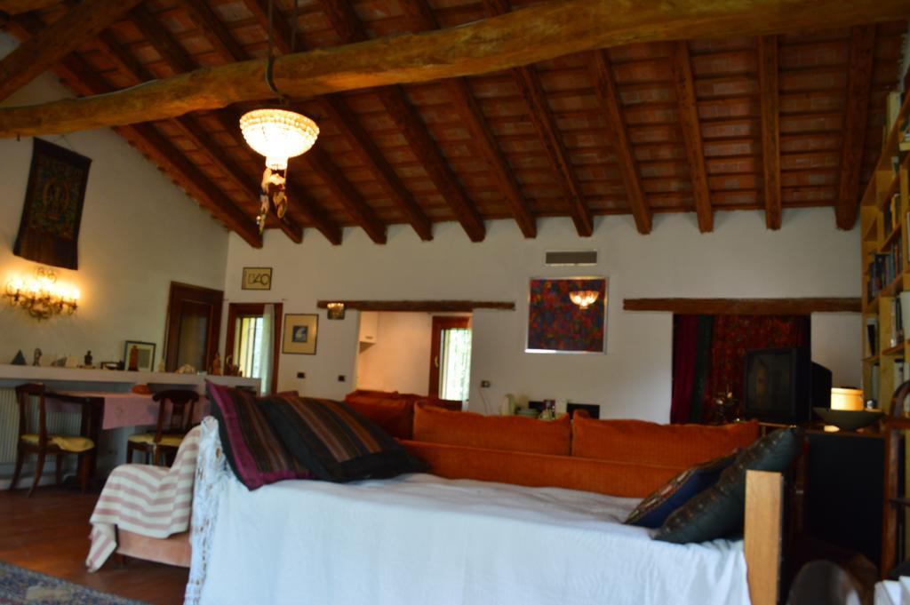 La Villa Delle Rose Near Venice Trebaseleghe Номер фото